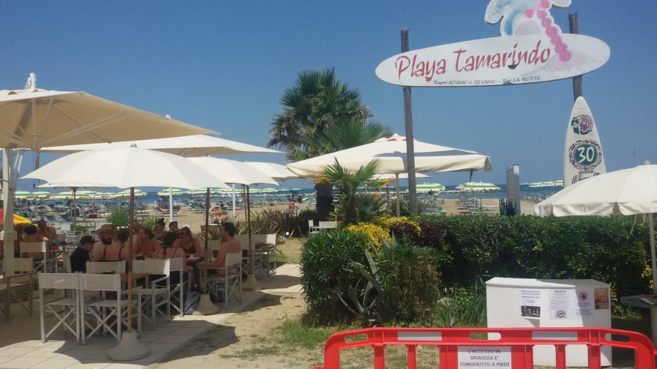 Domus Maris Viserba, Spiagge E Centro A 100 Mt, Promo Maggio Fiera Macfrut, Fieravicola, Expo Dental, Meeting Rimini Zewnętrze zdjęcie
